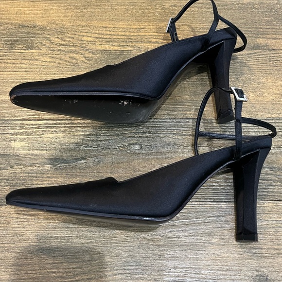 Vera Wang Vintage Black Satin Strappy Rounded Pointy Toe Heels Sz. 8.5 - Picture 8 of 10